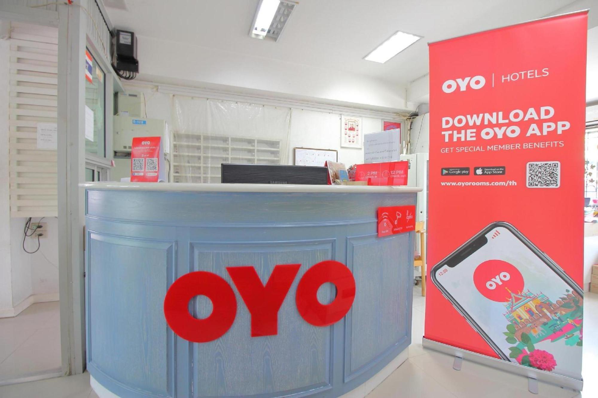 Super Oyo 498 Ladawan Villa Bangkok Exterior foto